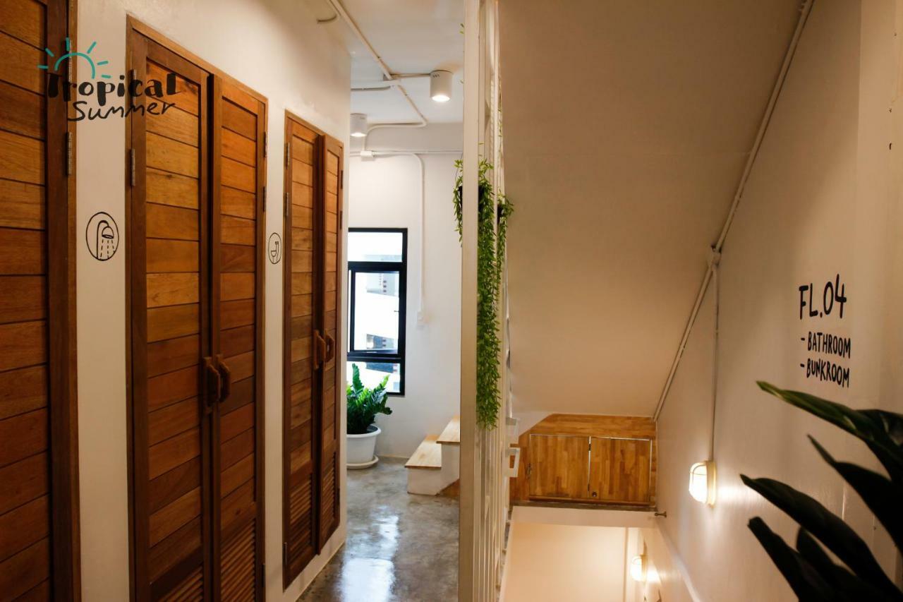 Tropical Summer Hostel Bangkok Buitenkant foto