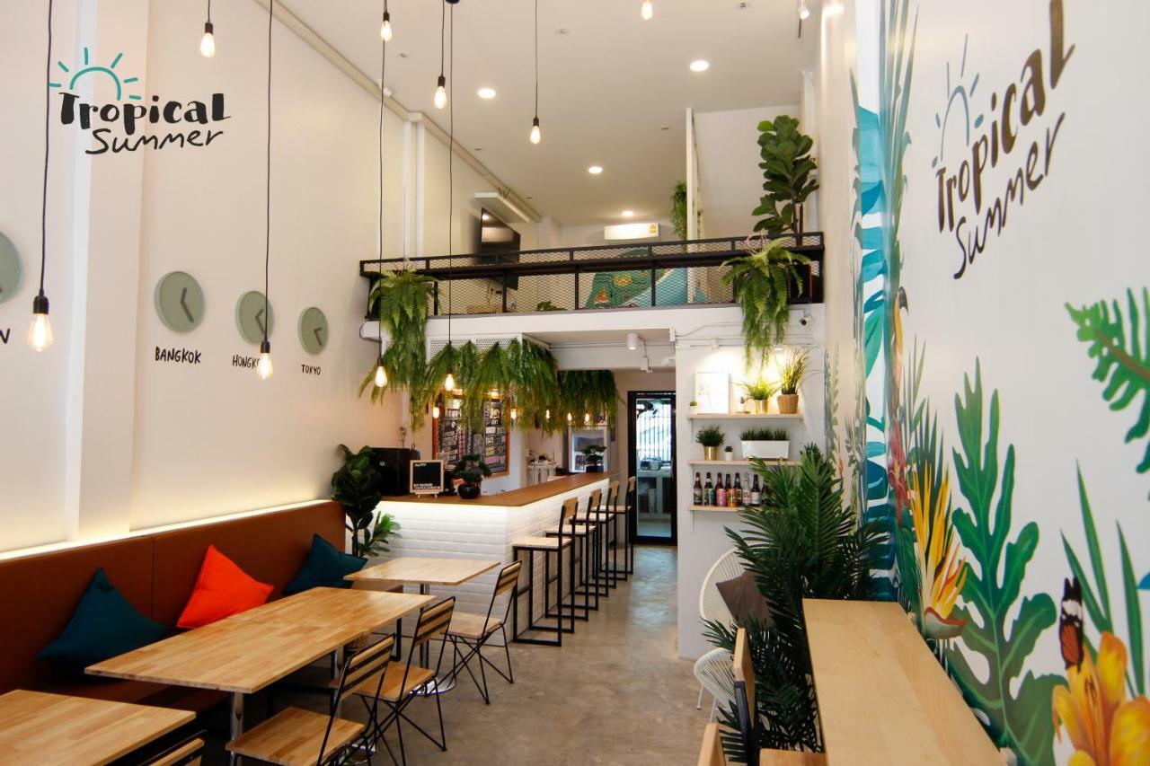 Tropical Summer Hostel Bangkok Buitenkant foto
