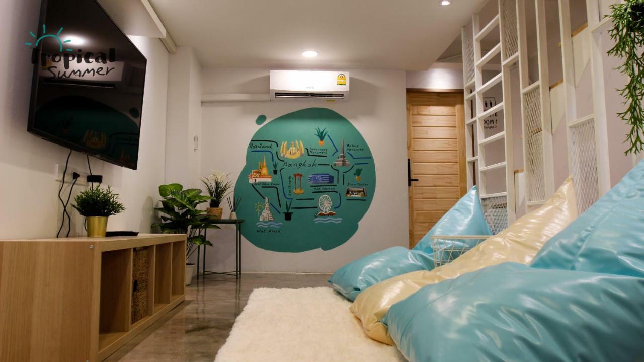 Tropical Summer Hostel Bangkok Buitenkant foto
