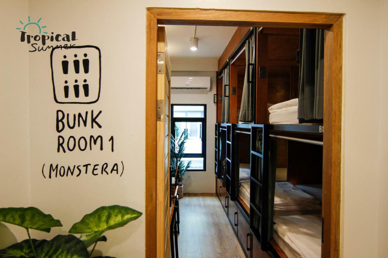 Tropical Summer Hostel Bangkok Buitenkant foto